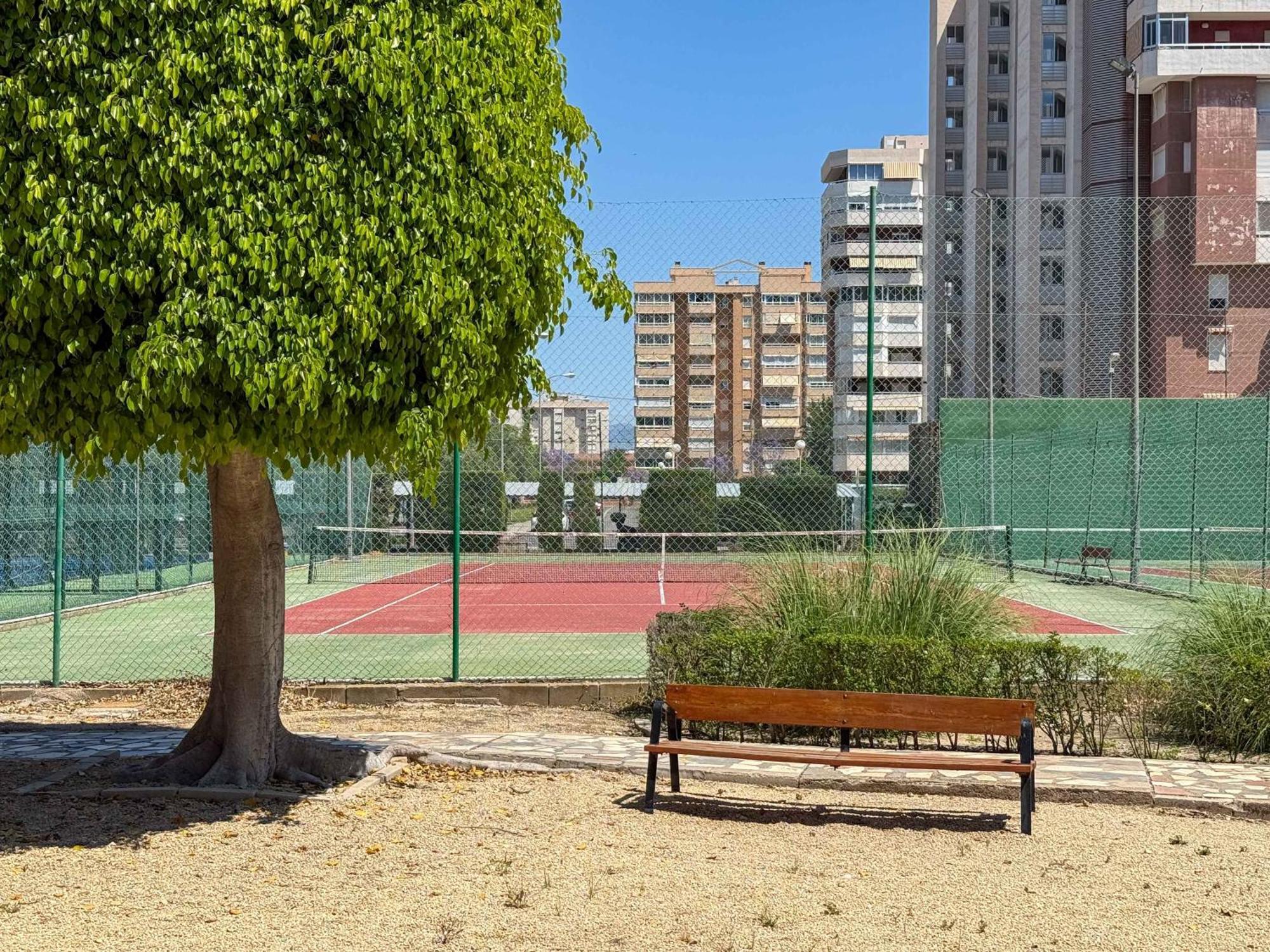 Encantador Y Coqueto Loft A 8 Min. De La Playa. Alicante Dış mekan fotoğraf